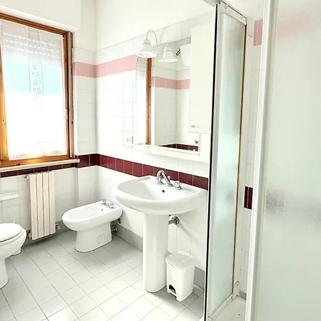 S355 - Sirolo, Ampio Trilocale Con Terrazzo E Posto Auto *