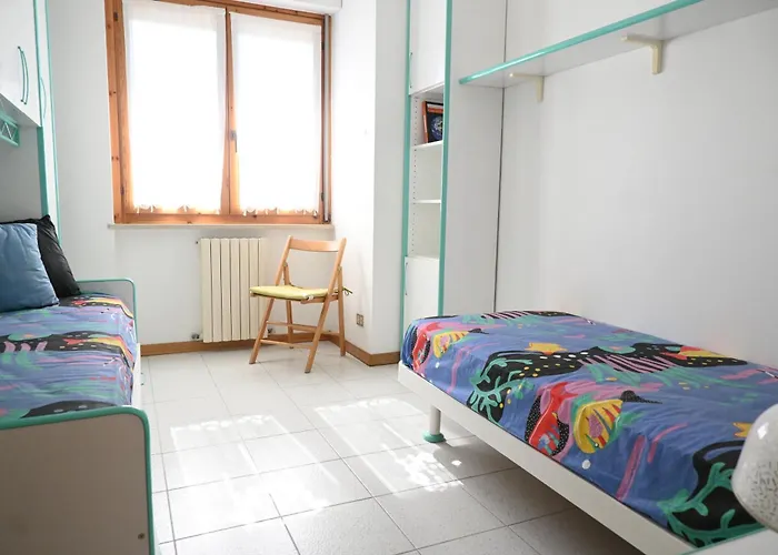 S355 - Sirolo, Ampio Trilocale Con Terrazzo E Posto Auto