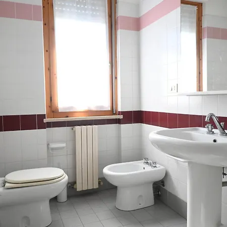 S355 - Sirolo, Ampio Trilocale Con Terrazzo E Posto Auto