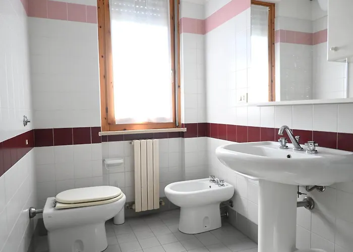 S355 - Sirolo, Ampio Trilocale Con Terrazzo E Posto Auto